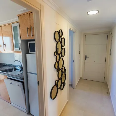 En La Playa. Planta 19. Vistas Espectaculares. 2 Terrazas. Apartment *