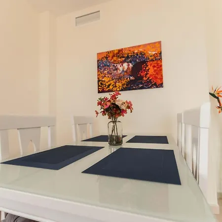 En La Playa. Planta 19. Vistas Espectaculares. 2 Terrazas. *