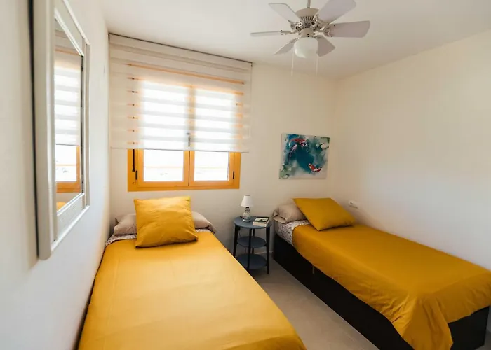 En La Playa. Planta 19. Vistas Espectaculares. 2 Terrazas. Apartment