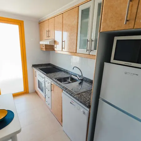 En La Playa. Planta 19. Vistas Espectaculares. 2 Terrazas. 卡尔佩